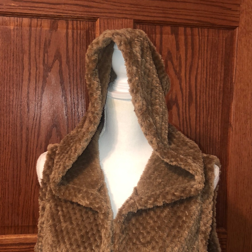 Source Unknown Tan Textured Vest - Picture 6 of 6